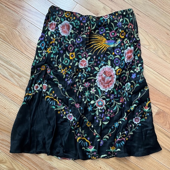 vintage earth tone print silk midi skirt . small ,,, silk